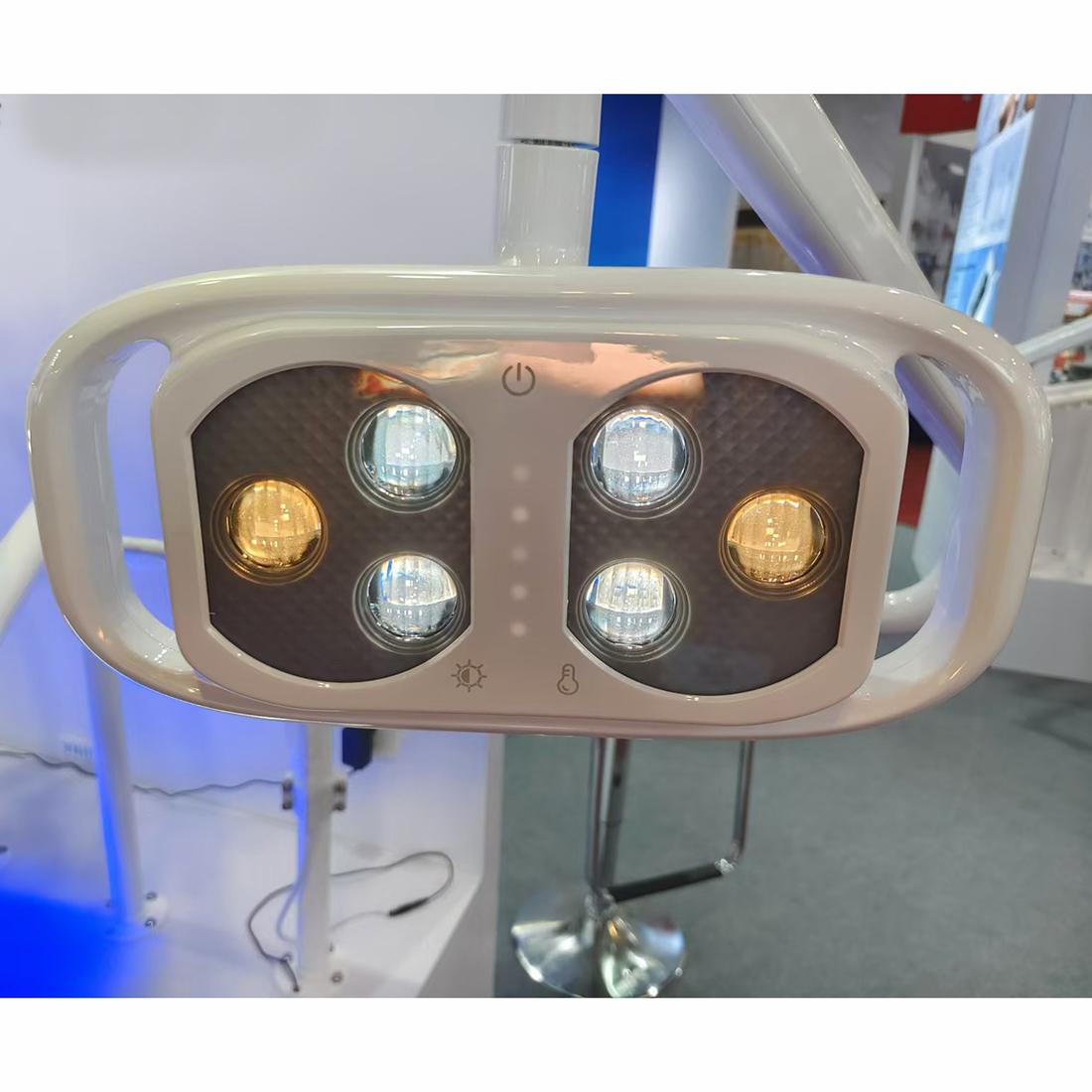 Lampa stomatologiczna LED 6 di – Teeth Whitening Led Light recenzja i cena